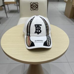 Burberry Cap (1454) 3610409