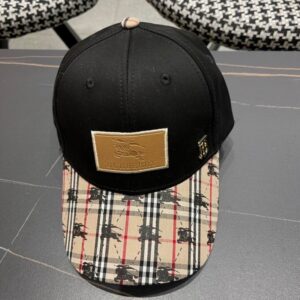 Burberry Cap (171) 3602700