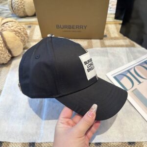Burberry cap (1557) 3546746