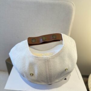 Burberry cap (216) 3561853