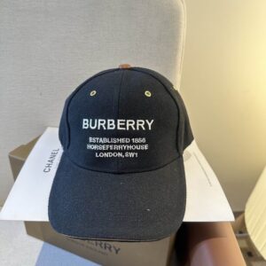 Burberry cap (233) 3561862