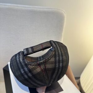 Burberry cap (533) 3546735
