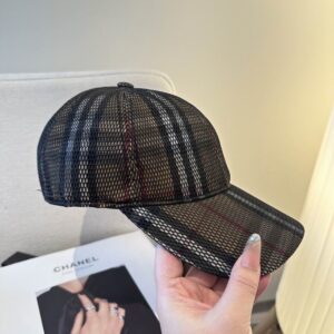 Burberry cap (535) 3546737