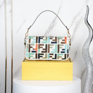 Fendi baguette 27x6x14cm jj23 2011133