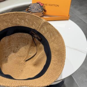 LV Hat (1076) 3600307