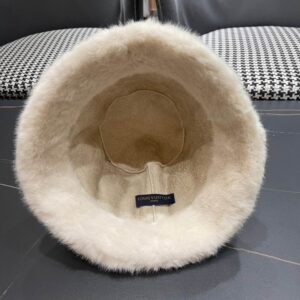 LV Hat (170) 3545536