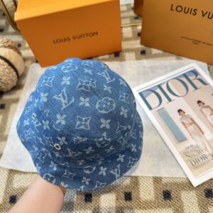 LV Hat (1739) 3600379