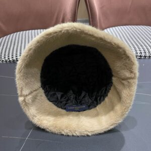 LV Hat (198) 3600061