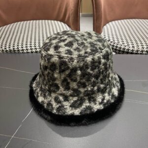 LV Hat (214) 3600068
