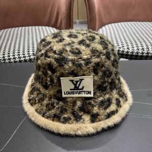 LV Hat (231) 3600074