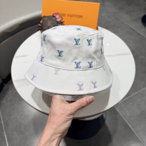 LV Hat (472) 3600108