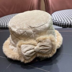 LV Hat (505) 3600142