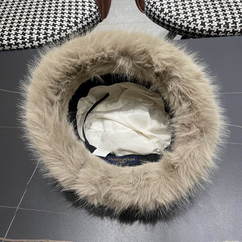 New Collection LV Hat-Cap 034 New Collection LV Hat-Cap 034