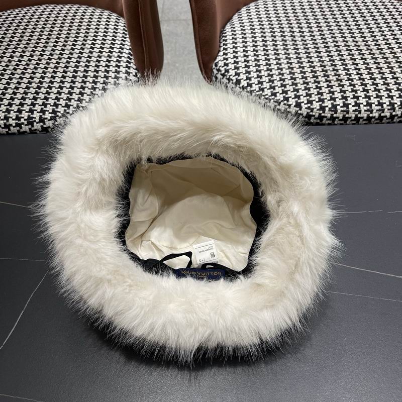 New Collection LV Hat-Cap 034 New Collection LV Hat-Cap 034