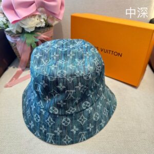 LV Hat (944) 3600284