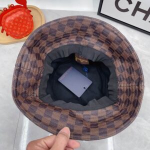 LV Hat dx (11) 3605872