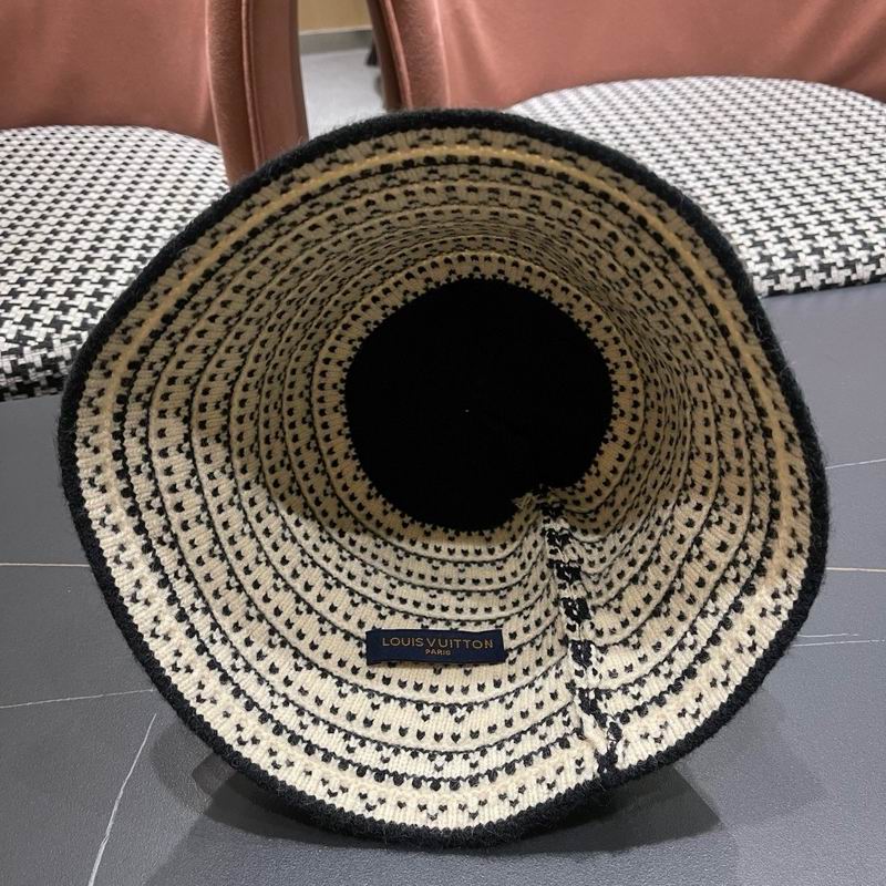 New Collection LV Hat-Cap 044 New Collection LV Hat-Cap 044