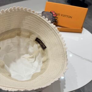 LV hat (1893) 3578013