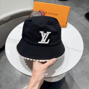 LV hat (1916) 3578025