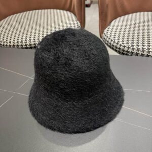 LV hat (537) 3560386