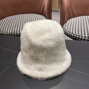 LV hat (548) 3560391