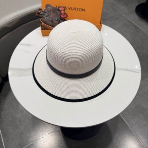 LV hat (56) 3577875