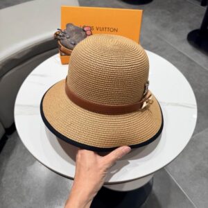 LV hat (58) 3577877