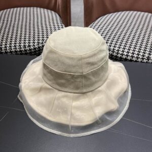 LV hat (749) 3577927