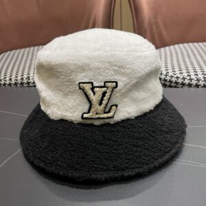 LV hat (776) 3560428