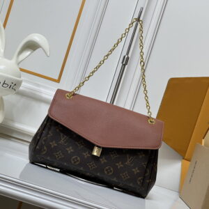 New Collection LV Bag 2651