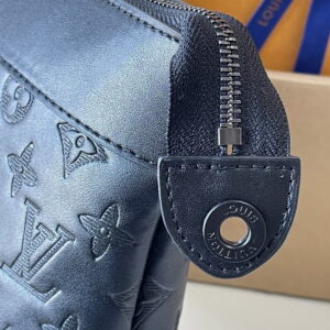 Voyage M82545 30x21x7 5cm ss8 2010300