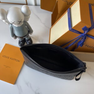 Voyage M82545 30x21x7 5cm ss9 2010299