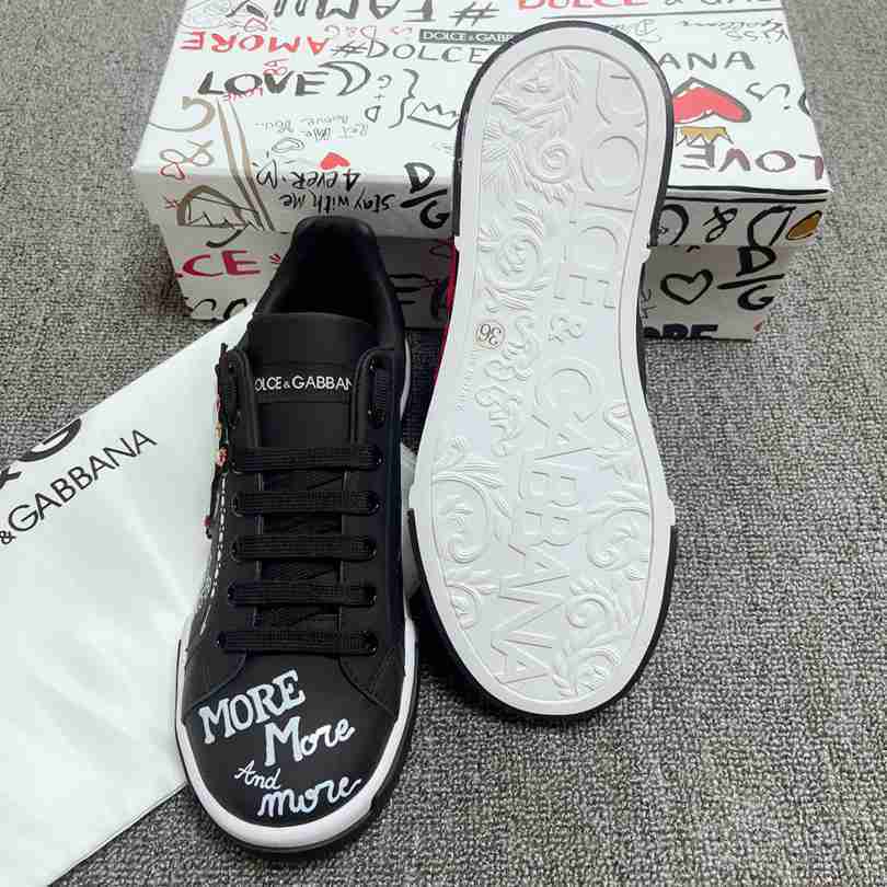 New Collection Dolce&Gabbana Sneakers 084 New Collection Dolce&Gabbana Sneakers 084