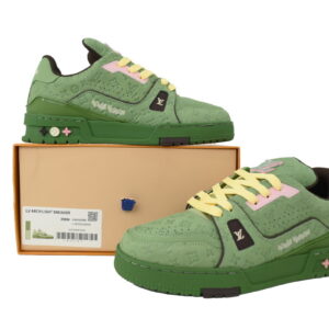 New Collection LV Sneaker 142
