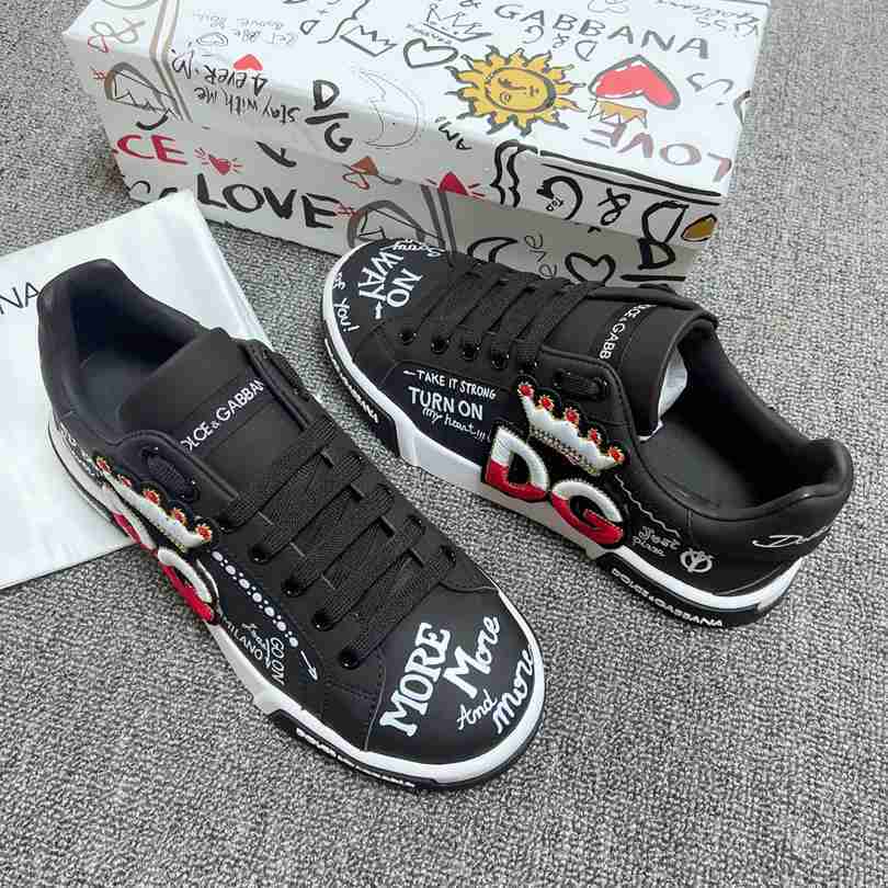 New Collection Dolce&Gabbana Sneakers 084 New Collection Dolce&Gabbana Sneakers 084