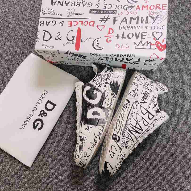 New Collection Dolce&Gabbana Sneakers 056 New Collection Dolce&Gabbana Sneakers 056
