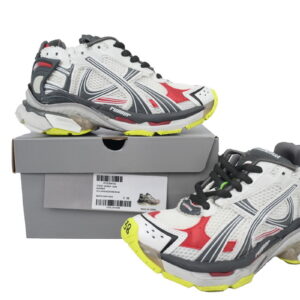 New Collection Balenciaga Sneaker 032
