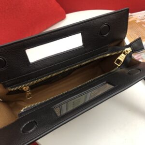 0242083b