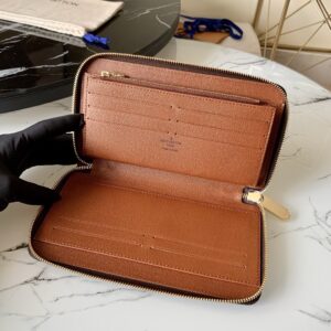 New Collection Wallet 240