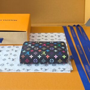 New Collection Wallet 167