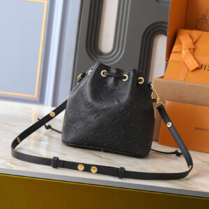 New Collection LV Bag 2714