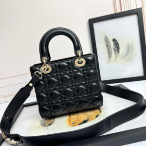 Dior Lady D6604 20x16 5x8cm yz3 2011474