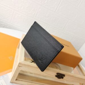 d789f8e2