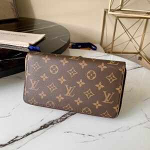 New Collection Wallet 240
